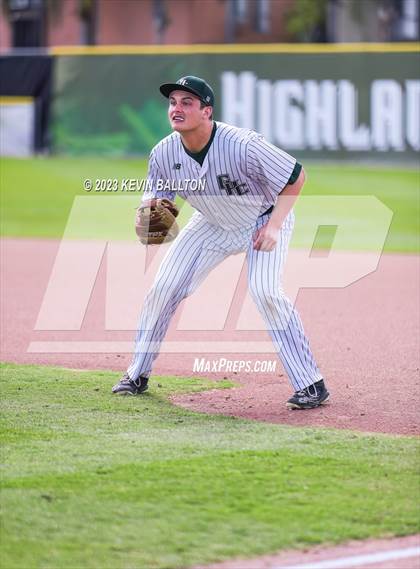 Thumbnail 3 in El Camino Real @ Granada Hills Charter photogallery.
