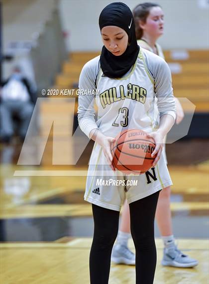 Thumbnail 3 in Mishawaka Marian @ Noblesville photogallery.