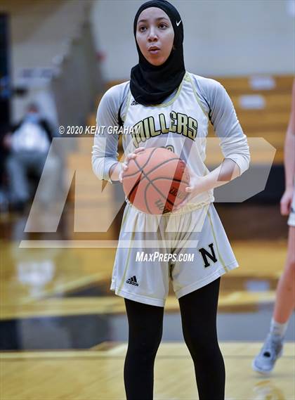 Thumbnail 1 in Mishawaka Marian @ Noblesville photogallery.