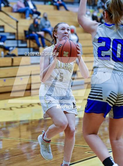 Thumbnail 2 in Mishawaka Marian @ Noblesville photogallery.