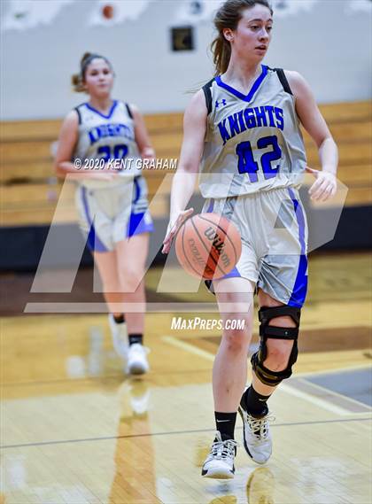 Thumbnail 3 in Mishawaka Marian @ Noblesville photogallery.