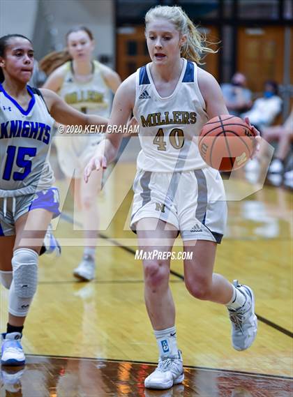 Thumbnail 1 in Mishawaka Marian @ Noblesville photogallery.