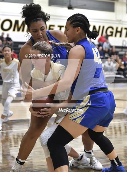 Thumbnail 3 in Santa Margarita @ Foothill photogallery.