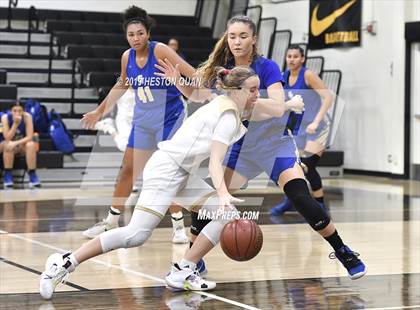 Thumbnail 3 in Santa Margarita @ Foothill photogallery.