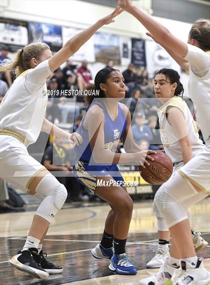 Thumbnail 2 in Santa Margarita @ Foothill photogallery.