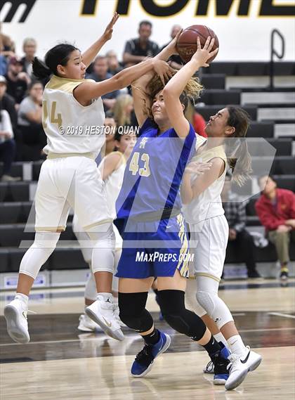 Thumbnail 1 in Santa Margarita @ Foothill photogallery.
