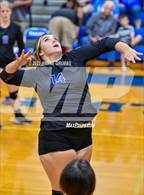 Photo from the gallery "Hooks @ Linden-Kildare"