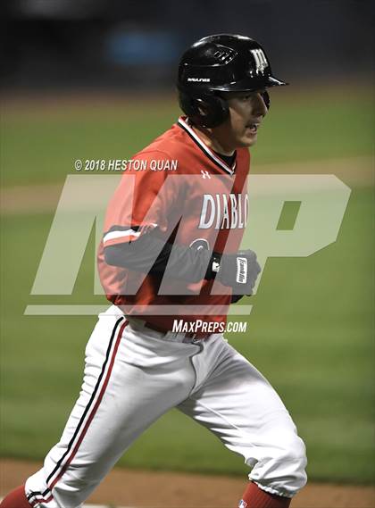 Thumbnail 3 in Mission Viejo vs. Valley Christian (Adidas National Classic) photogallery.