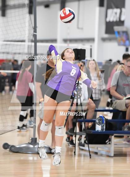 Thumbnail 3 in Notre Dame Prep (AZ) vs. Paul Laurence Dunbar (KY) - (Nike TOC Southwest) photogallery.