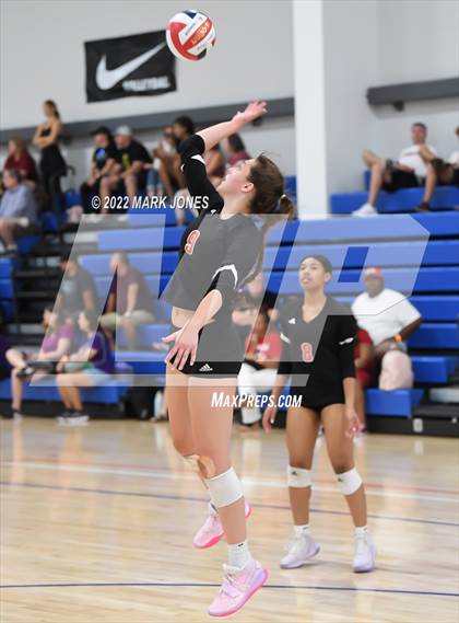 Thumbnail 2 in Notre Dame Prep (AZ) vs. Paul Laurence Dunbar (KY) - (Nike TOC Southwest) photogallery.