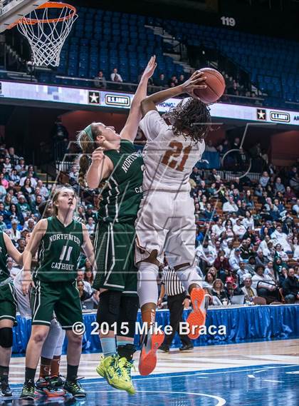 Thumbnail 2 in Northwest Catholic vs. Capital Prep (CIAC Class L Final) photogallery.