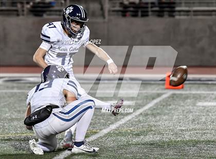 Thumbnail 3 in Marin Catholic vs. Mayfair (CIF State D3A Championship) photogallery.