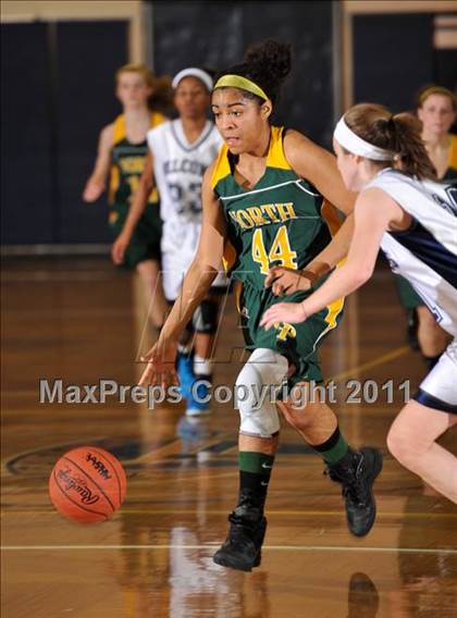 Thumbnail 2 in Grosse Pointe North @ Farmington photogallery.