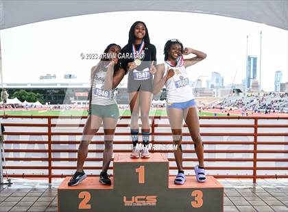 Thumbnail 1 in UIL 6A Track & Field Finals (Awards) photogallery.