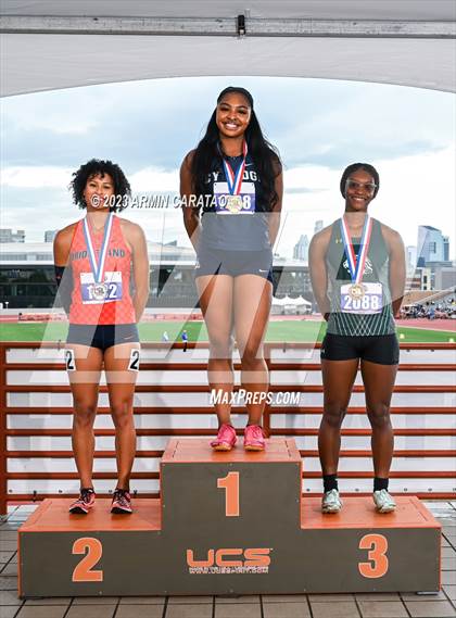 Thumbnail 3 in UIL 6A Track & Field Finals (Awards) photogallery.