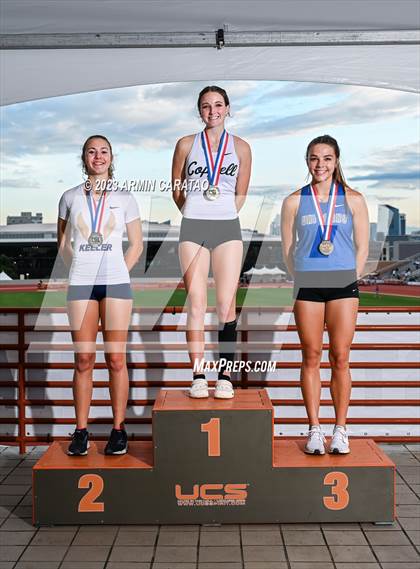 Thumbnail 3 in UIL 6A Track & Field Finals (Awards) photogallery.
