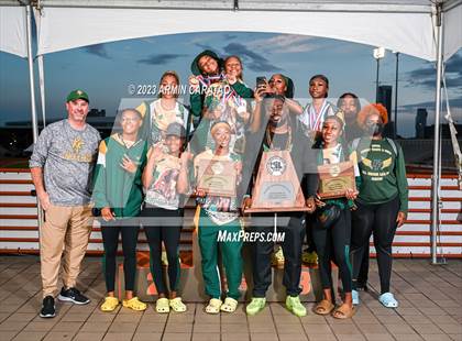 Thumbnail 1 in UIL 6A Track & Field Finals (Awards) photogallery.