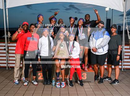Thumbnail 2 in UIL 6A Track & Field Finals (Awards) photogallery.