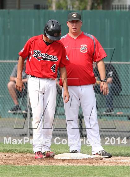 Thumbnail 2 in Warde vs. Southington (CIAC Class LL Semifinal) photogallery.