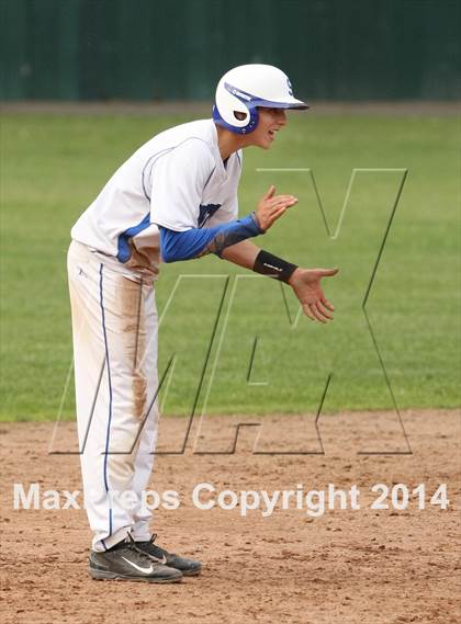 Thumbnail 3 in Warde vs. Southington (CIAC Class LL Semifinal) photogallery.