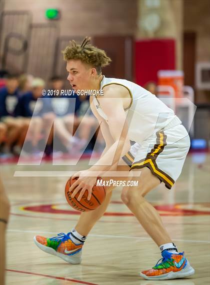 Thumbnail 2 in Francis Parker vs. Sonora (Torrey Pines Holiday Classic) photogallery.