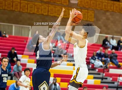 Thumbnail 3 in Francis Parker vs. Sonora (Torrey Pines Holiday Classic) photogallery.