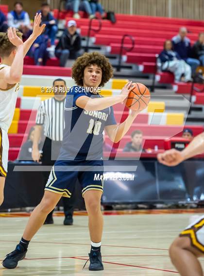 Thumbnail 2 in Francis Parker vs. Sonora (Torrey Pines Holiday Classic) photogallery.