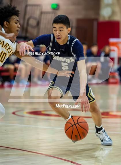 Thumbnail 1 in Francis Parker vs. Sonora (Torrey Pines Holiday Classic) photogallery.