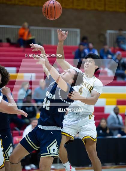 Thumbnail 2 in Francis Parker vs. Sonora (Torrey Pines Holiday Classic) photogallery.