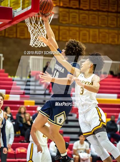Thumbnail 2 in Francis Parker vs. Sonora (Torrey Pines Holiday Classic) photogallery.