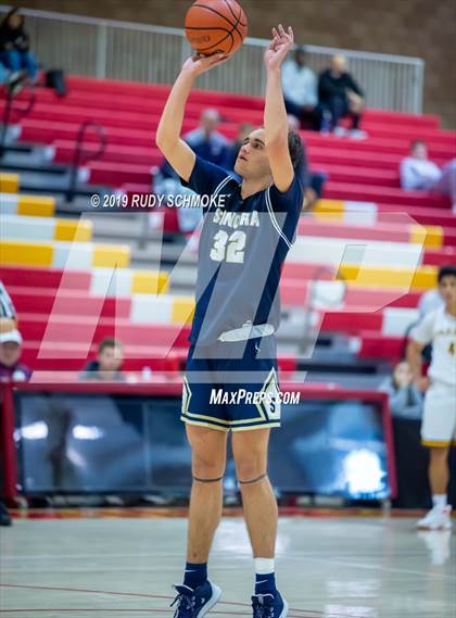Thumbnail 3 in Francis Parker vs. Sonora (Torrey Pines Holiday Classic) photogallery.