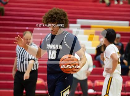 Thumbnail 3 in Francis Parker vs. Sonora (Torrey Pines Holiday Classic) photogallery.
