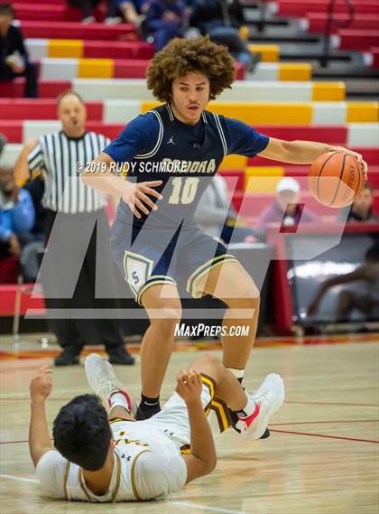 Thumbnail 2 in Francis Parker vs. Sonora (Torrey Pines Holiday Classic) photogallery.