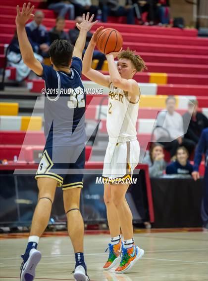 Thumbnail 2 in Francis Parker vs. Sonora (Torrey Pines Holiday Classic) photogallery.