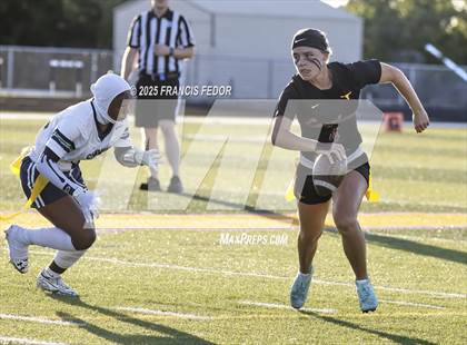 Thumbnail 1 in Lennard vs. Sumner (FHSAA 4A District 8 Semifinal)  photogallery.