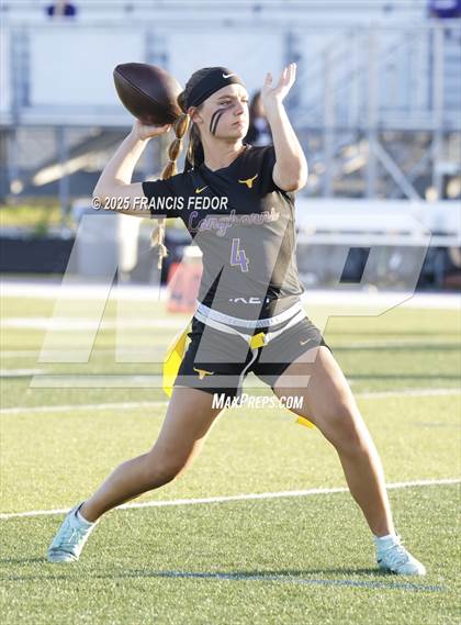Thumbnail 2 in Lennard vs. Sumner (FHSAA 4A District 8 Semifinal)  photogallery.