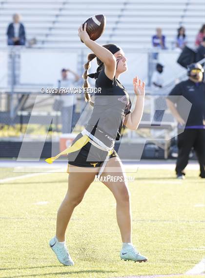 Thumbnail 2 in Lennard vs. Sumner (FHSAA 4A District 8 Semifinal)  photogallery.