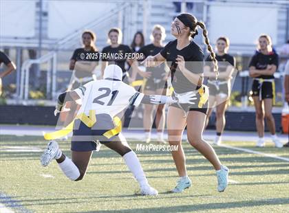 Thumbnail 3 in Lennard vs. Sumner (FHSAA 4A District 8 Semifinal)  photogallery.