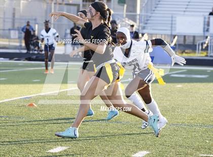 Thumbnail 3 in Lennard vs. Sumner (FHSAA 4A District 8 Semifinal)  photogallery.