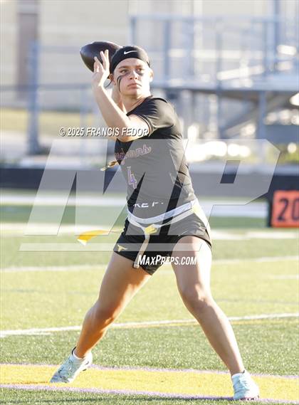 Thumbnail 3 in Lennard vs. Sumner (FHSAA 4A District 8 Semifinal)  photogallery.