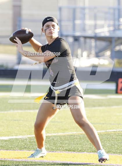 Thumbnail 2 in Lennard vs. Sumner (FHSAA 4A District 8 Semifinal)  photogallery.