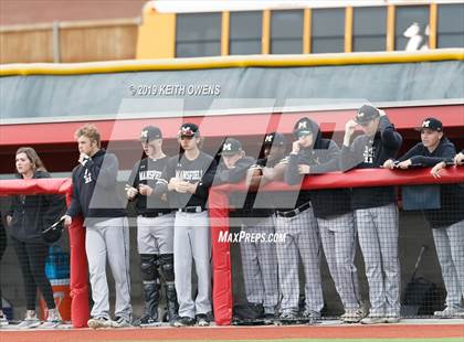 Thumbnail 1 in Mansfield vs. Hebron Game 1 (UIL 6A Area Playoff) photogallery.