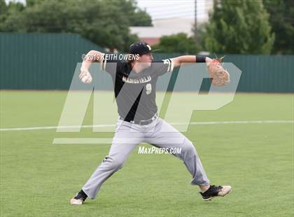 Thumbnail 3 in Mansfield vs. Hebron Game 1 (UIL 6A Area Playoff) photogallery.