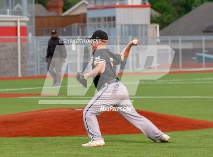 Thumbnail 2 in Mansfield vs. Hebron Game 1 (UIL 6A Area Playoff) photogallery.