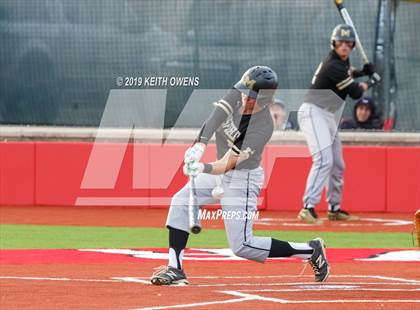 Thumbnail 1 in Mansfield vs. Hebron Game 1 (UIL 6A Area Playoff) photogallery.