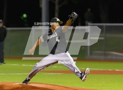 Thumbnail 2 in Mansfield vs. Hebron Game 1 (UIL 6A Area Playoff) photogallery.