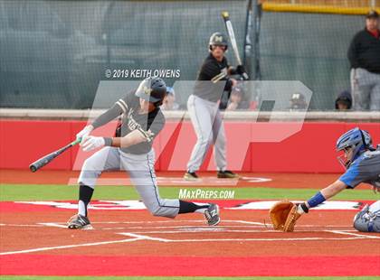 Thumbnail 3 in Mansfield vs. Hebron Game 1 (UIL 6A Area Playoff) photogallery.