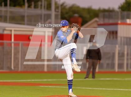 Thumbnail 2 in Mansfield vs. Hebron Game 1 (UIL 6A Area Playoff) photogallery.