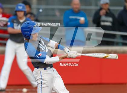 Thumbnail 1 in Mansfield vs. Hebron Game 1 (UIL 6A Area Playoff) photogallery.