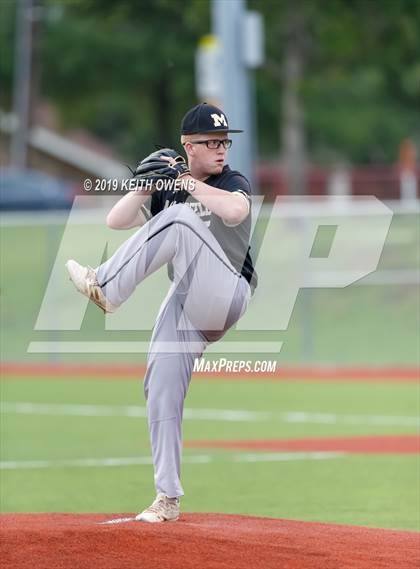 Thumbnail 3 in Mansfield vs. Hebron Game 1 (UIL 6A Area Playoff) photogallery.